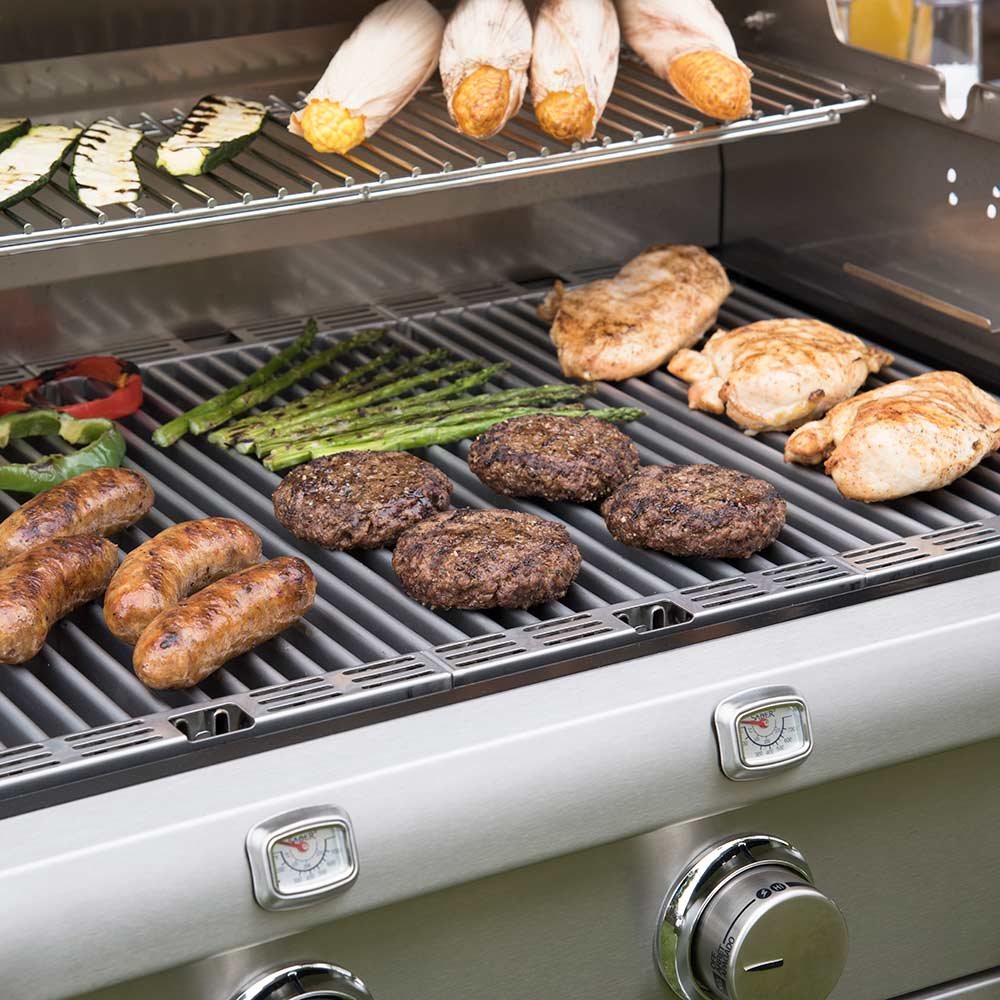 6686b48075407-Saber-Grills-Elite-1500-SSE-3-Burner-Built-In-Gas-Grill-R50SB1517-Food-Shot-2.jpg